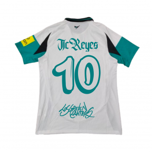 Newcastle x JC Reyes colaboración camiseta